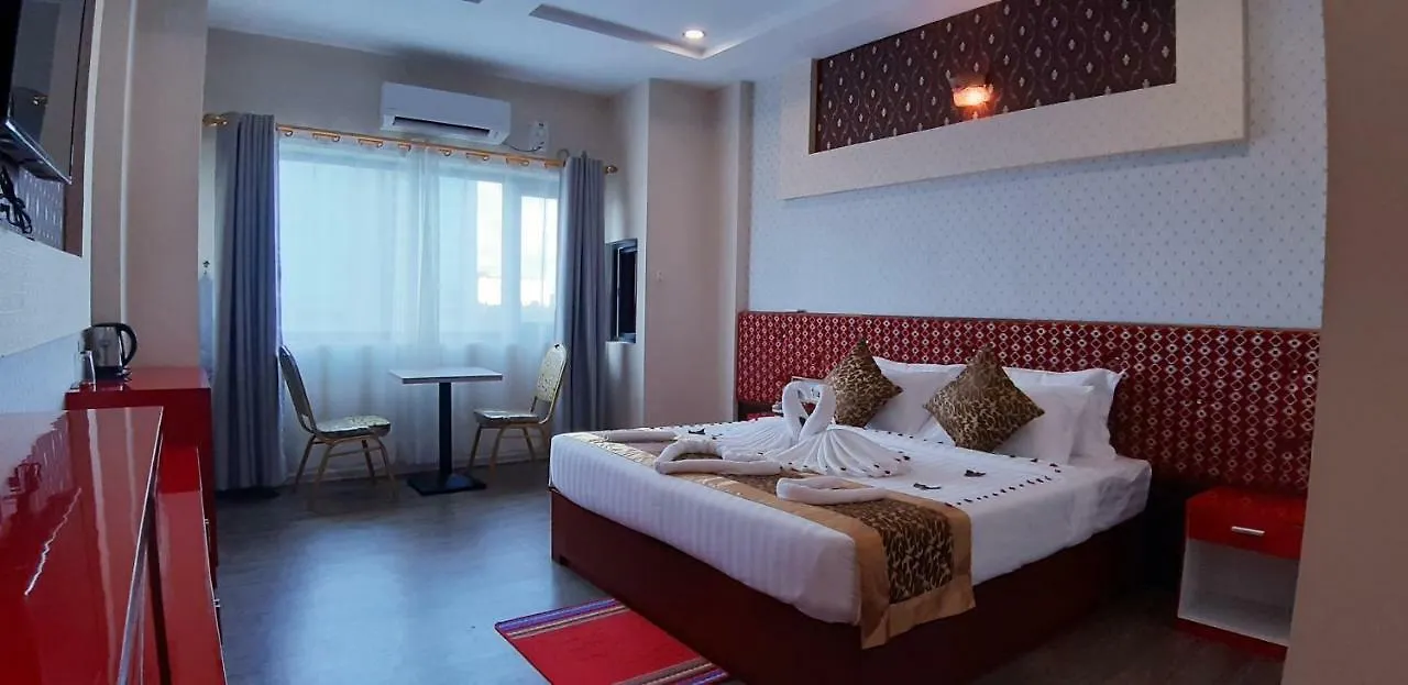 H Plus Hotel Yangon 4*,  Myanmar