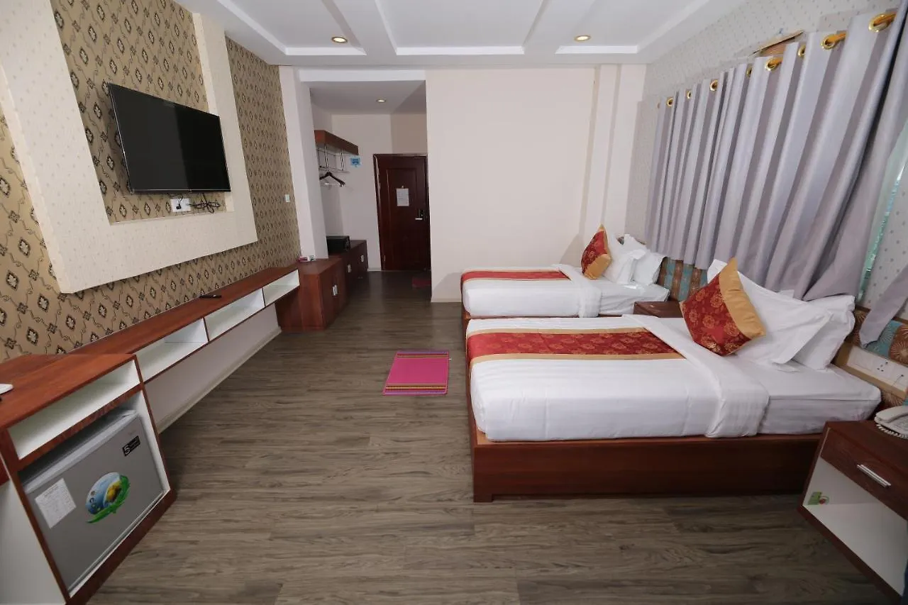 ****  H Plus Hotel Yangon Myanmar