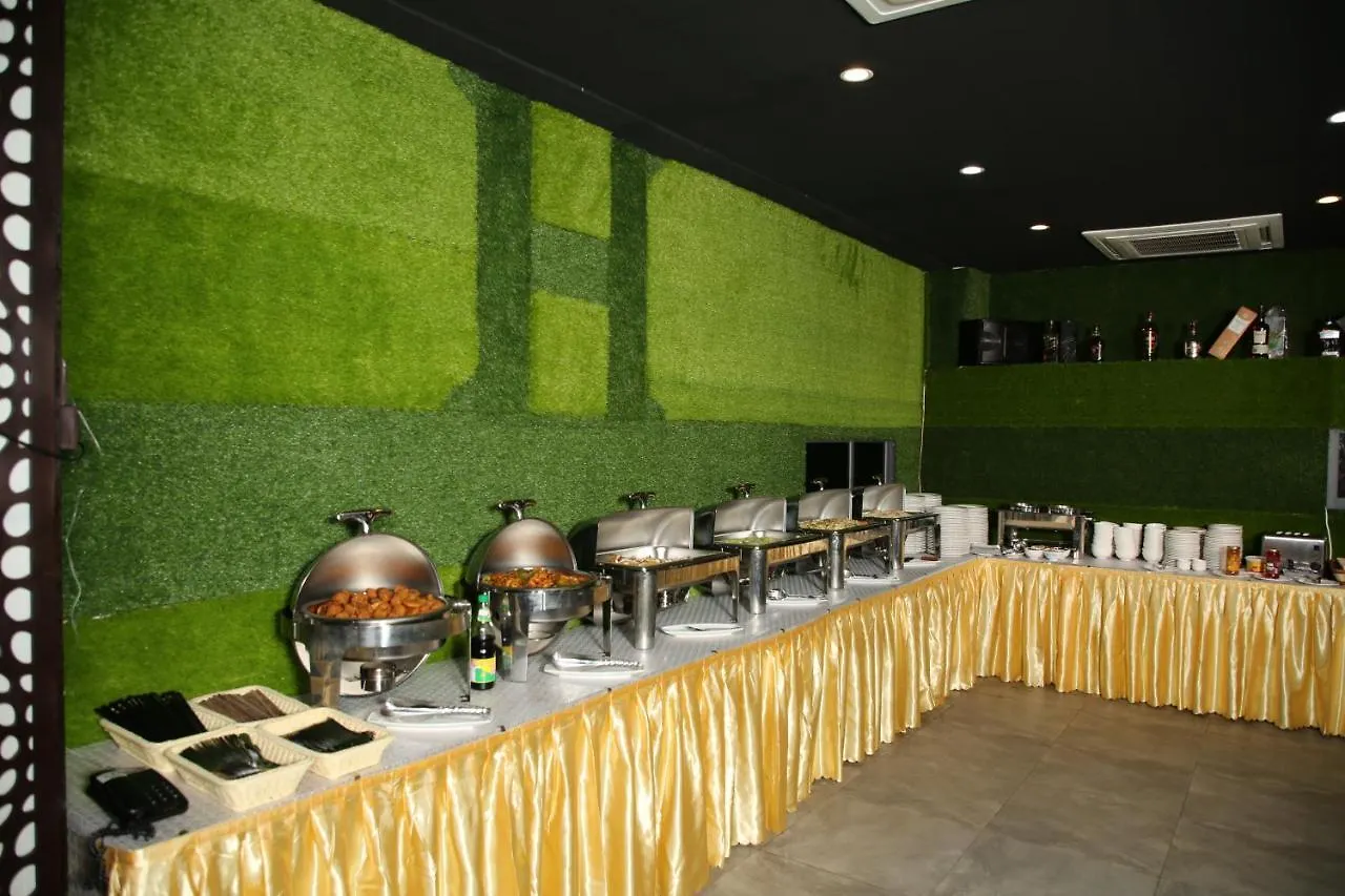 H Plus Hotel Yangon